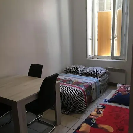 Apartment Flc 6 Couchages 2 Terrasse Metro 290m Marseille