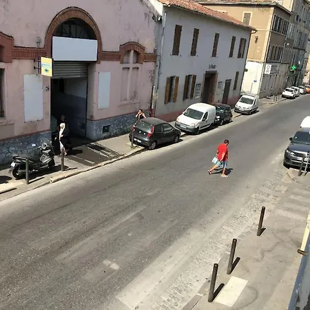 Reservable Flc Services 6 Couchages 2 Terrasse Metro 290m Marseille